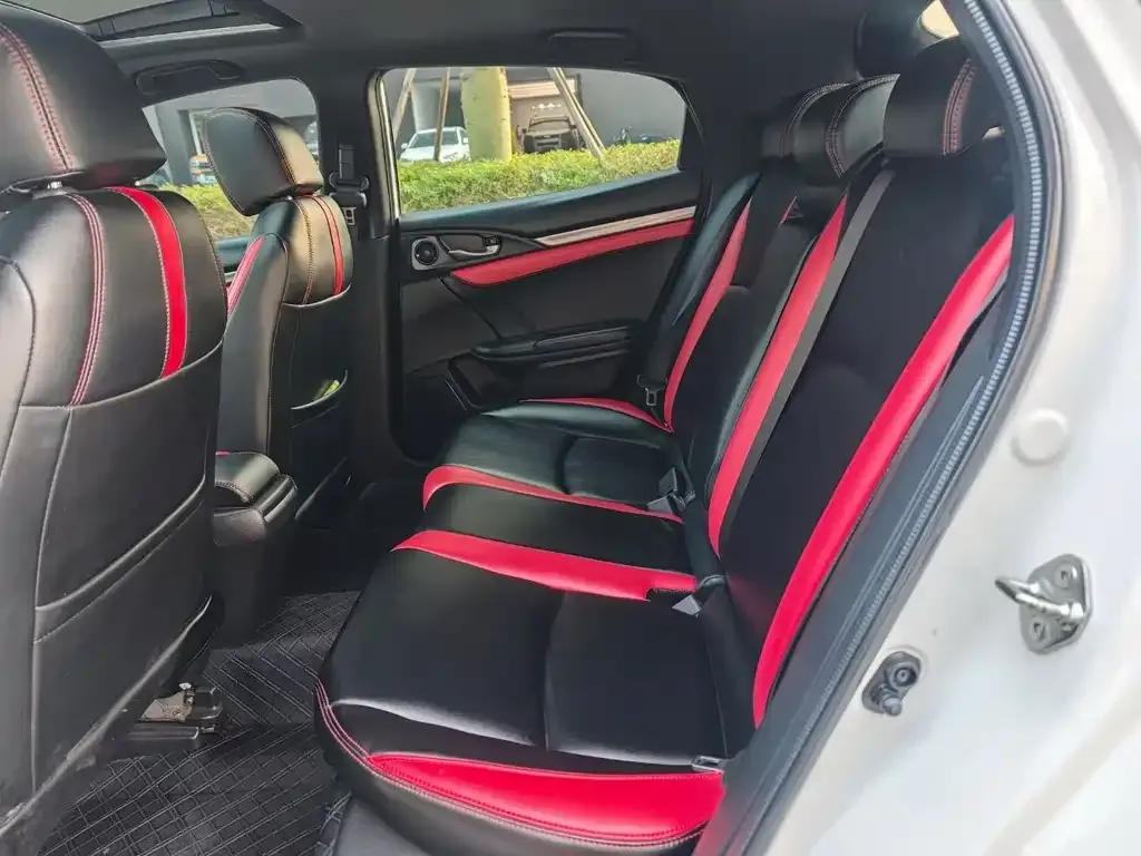 Honda Civic 2021 из CN, фото 2