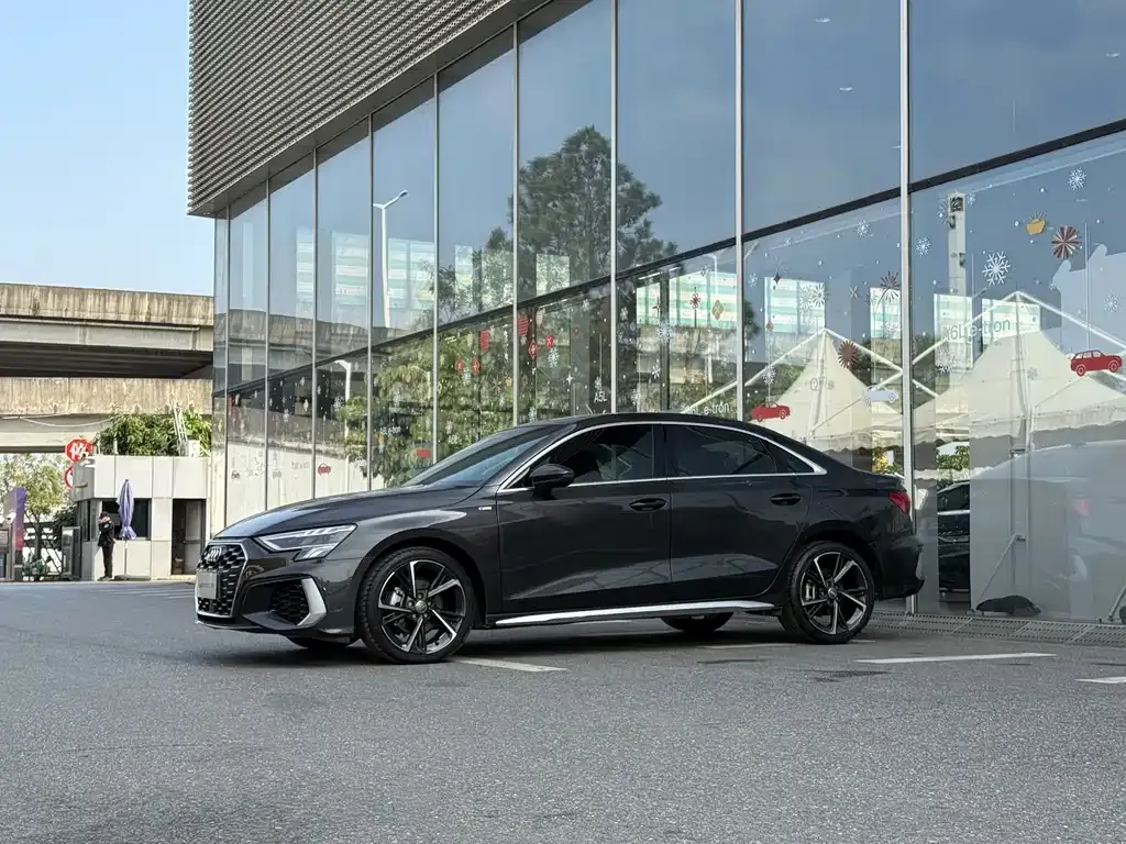 Audi A3 2022 из CN, фото 1