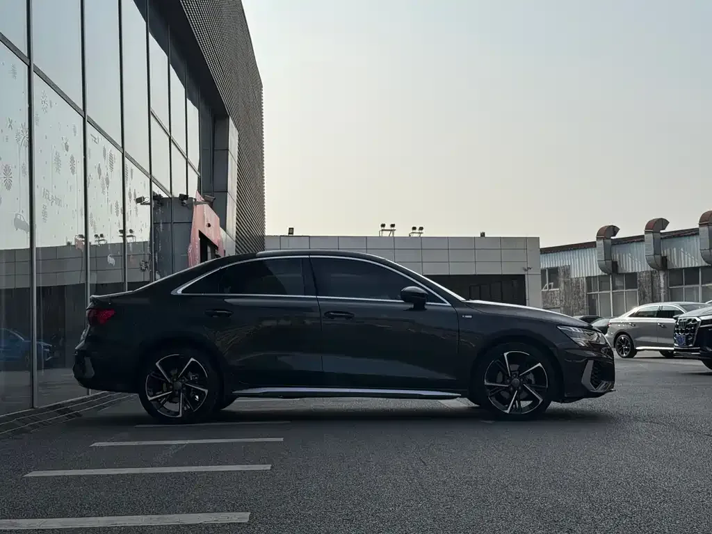 Audi A3 2022 из CN, фото 3