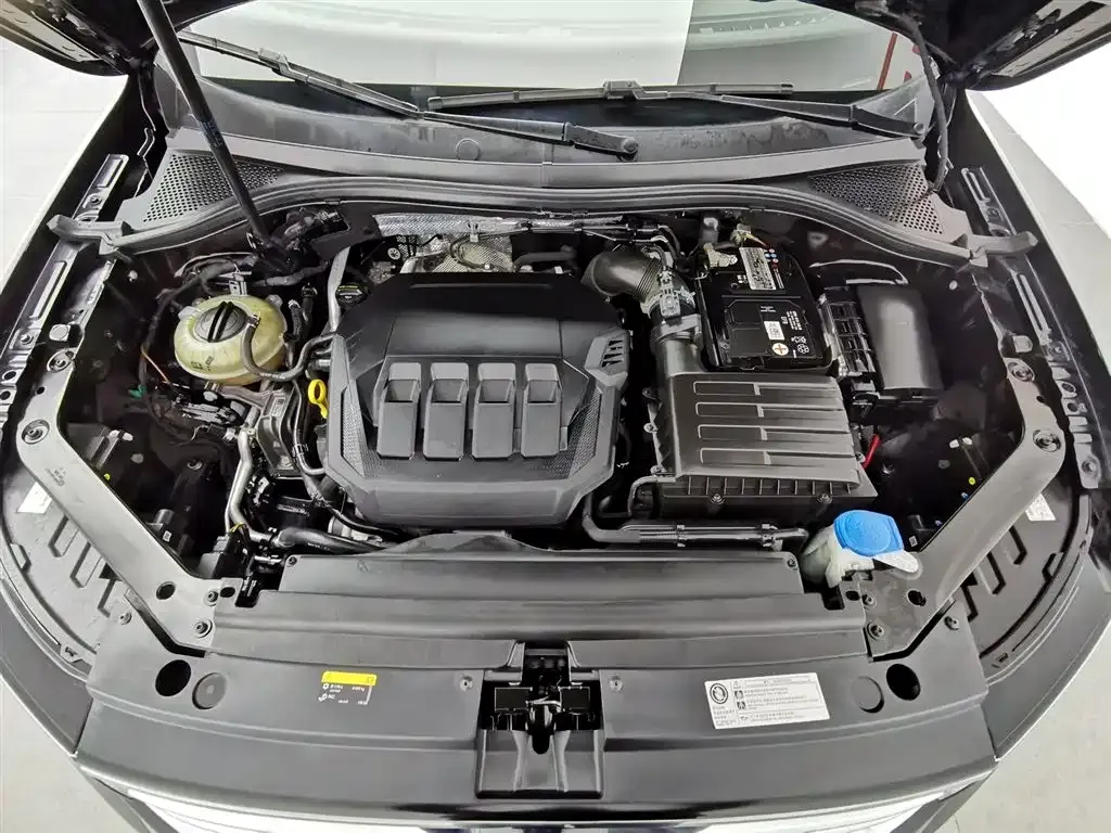 Volkswagen Tiguan L 2021 из CN, фото 8