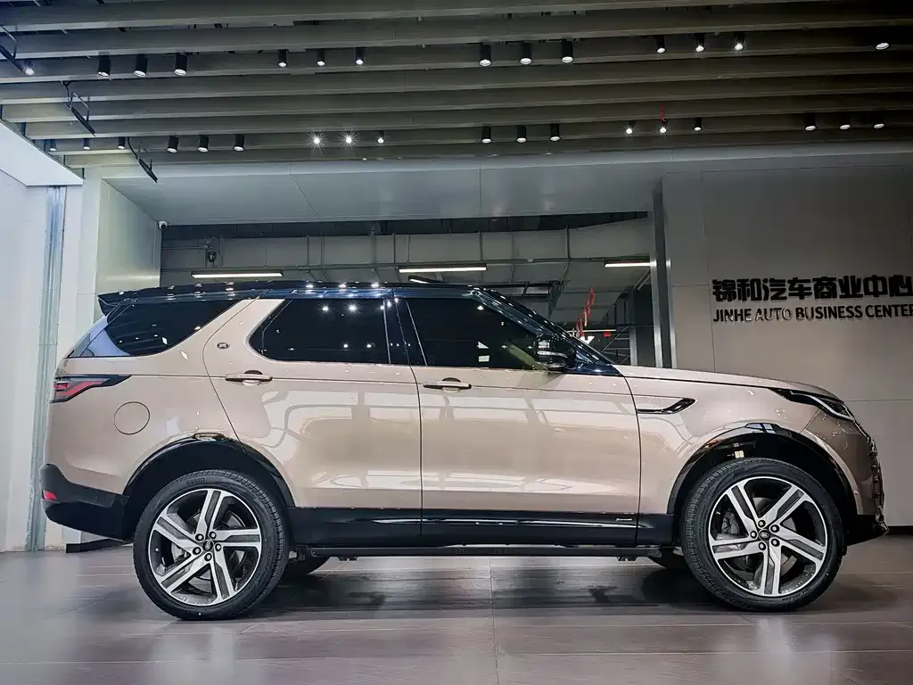 Land Rover Discovery 2023 из CN, фото 3