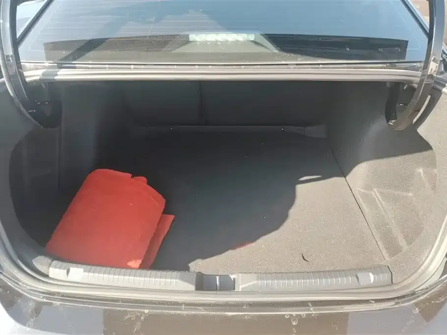 Volkswagen Lavida 2024 из CN, фото 4