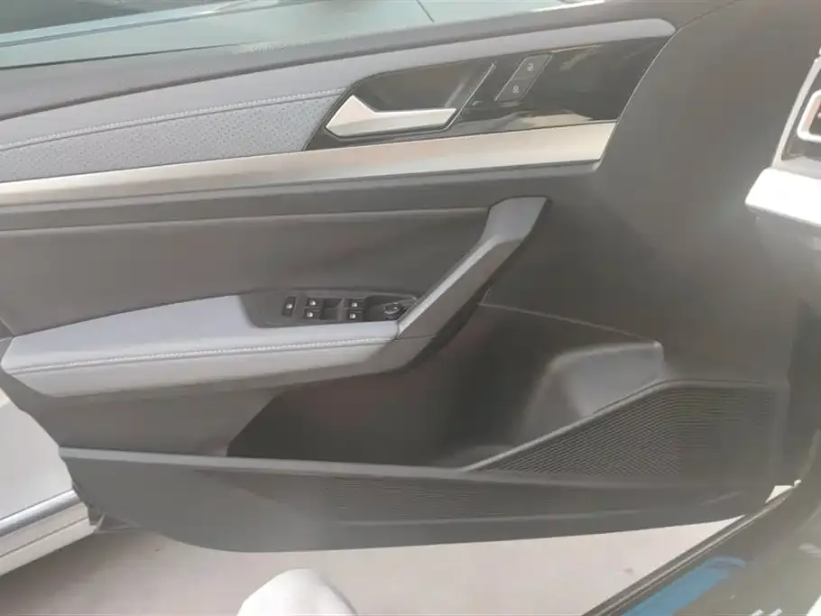 Volkswagen Lavida 2024 из CN, фото 9