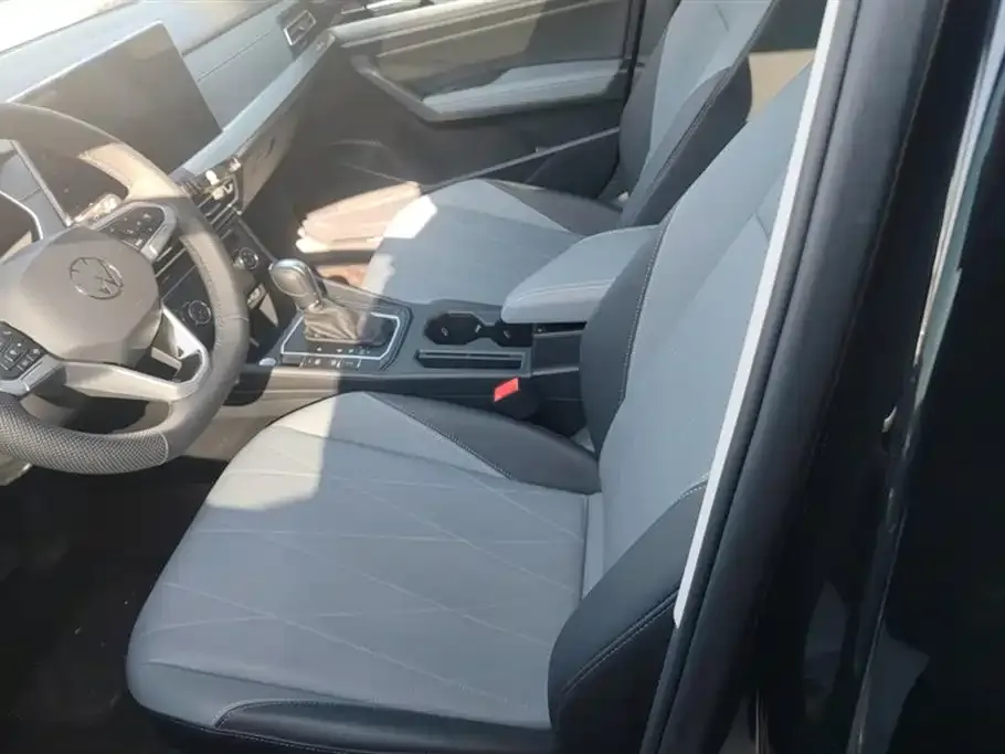 Volkswagen Lavida 2024 из CN, фото 3