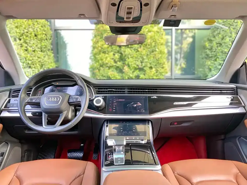 Audi Q8 2023 из CN, фото 9