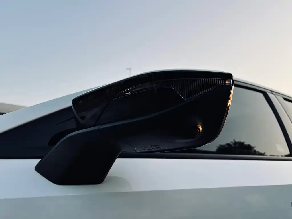 Changan UNI-V 2024 из CN, фото 2