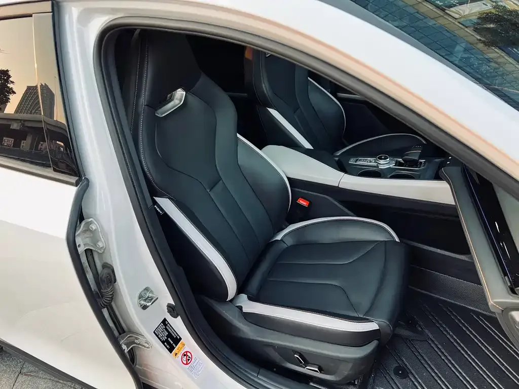 Changan UNI-V 2024 из CN, фото 9