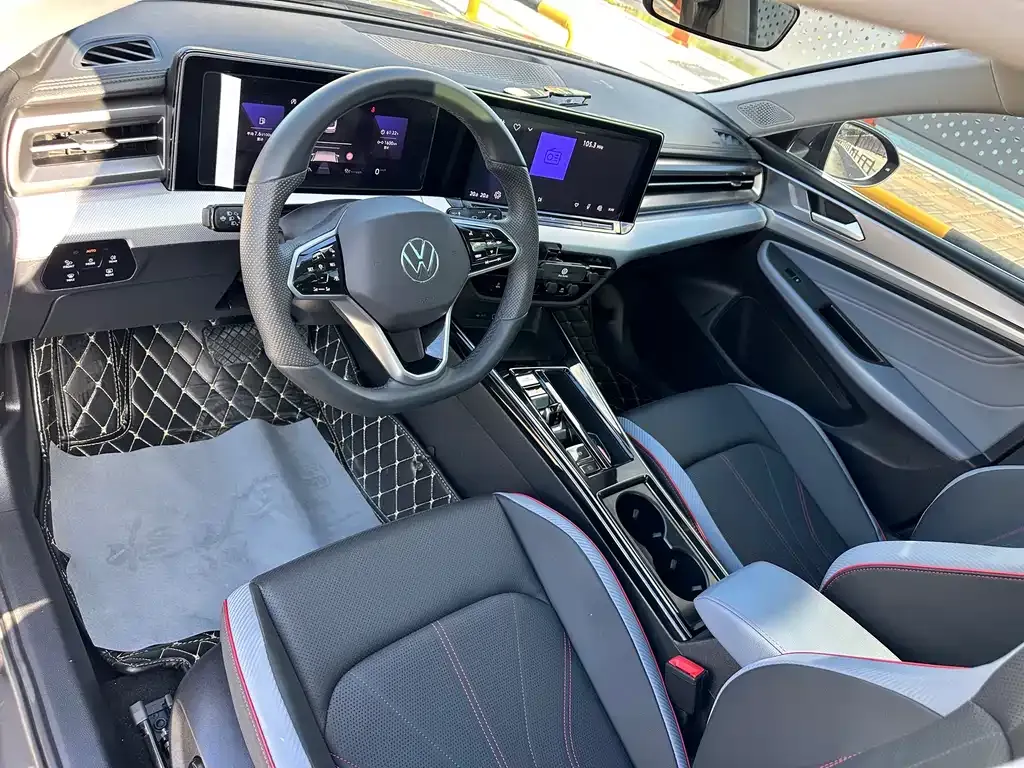 Volkswagen Lamando 2024 из CN, фото 7