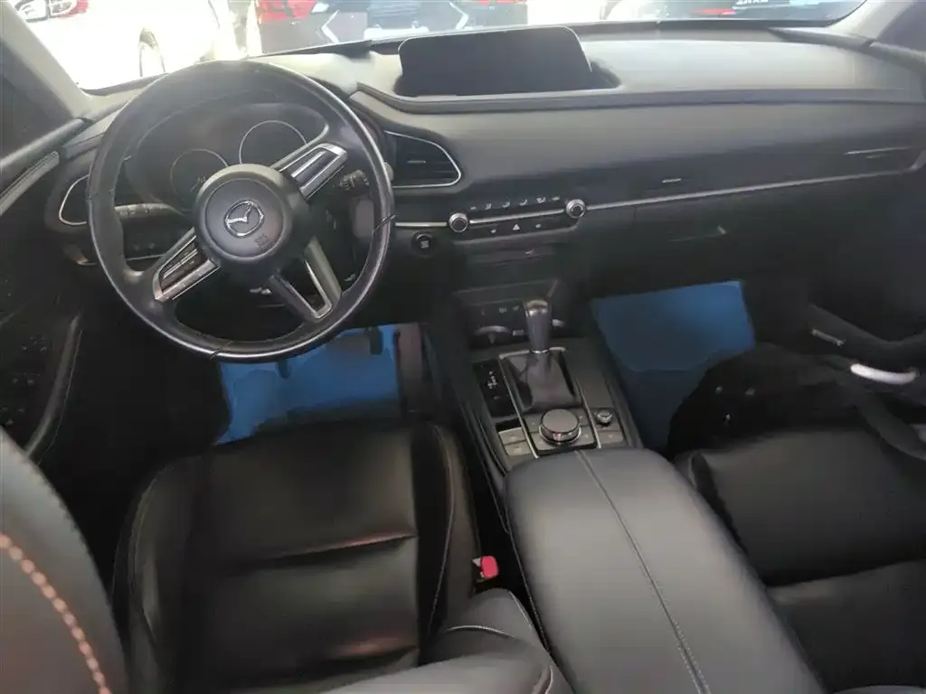 Mazda CX-30 2022 из CN, фото 10