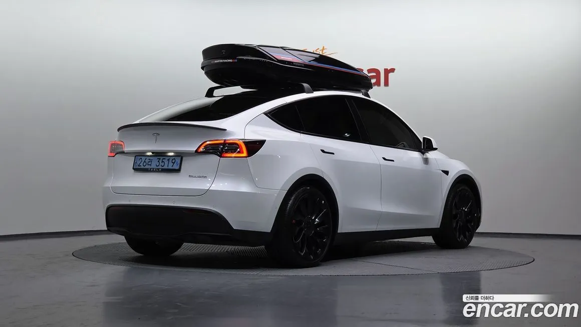 Tesla Model Y 2022 из KR, фото 2
