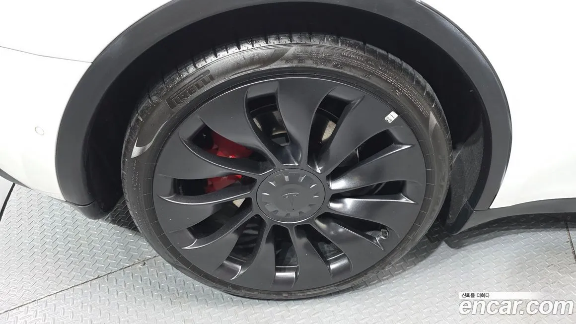 Tesla Model Y 2022 из KR, фото 9