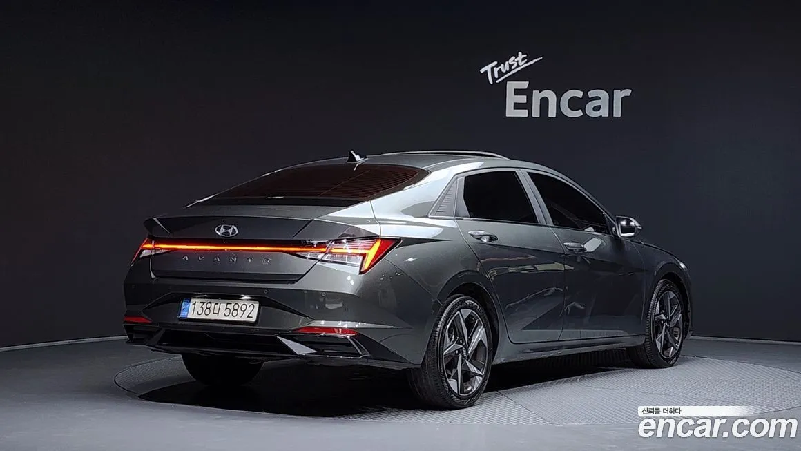 Hyundai AVANTE 2022 из KR, фото 2