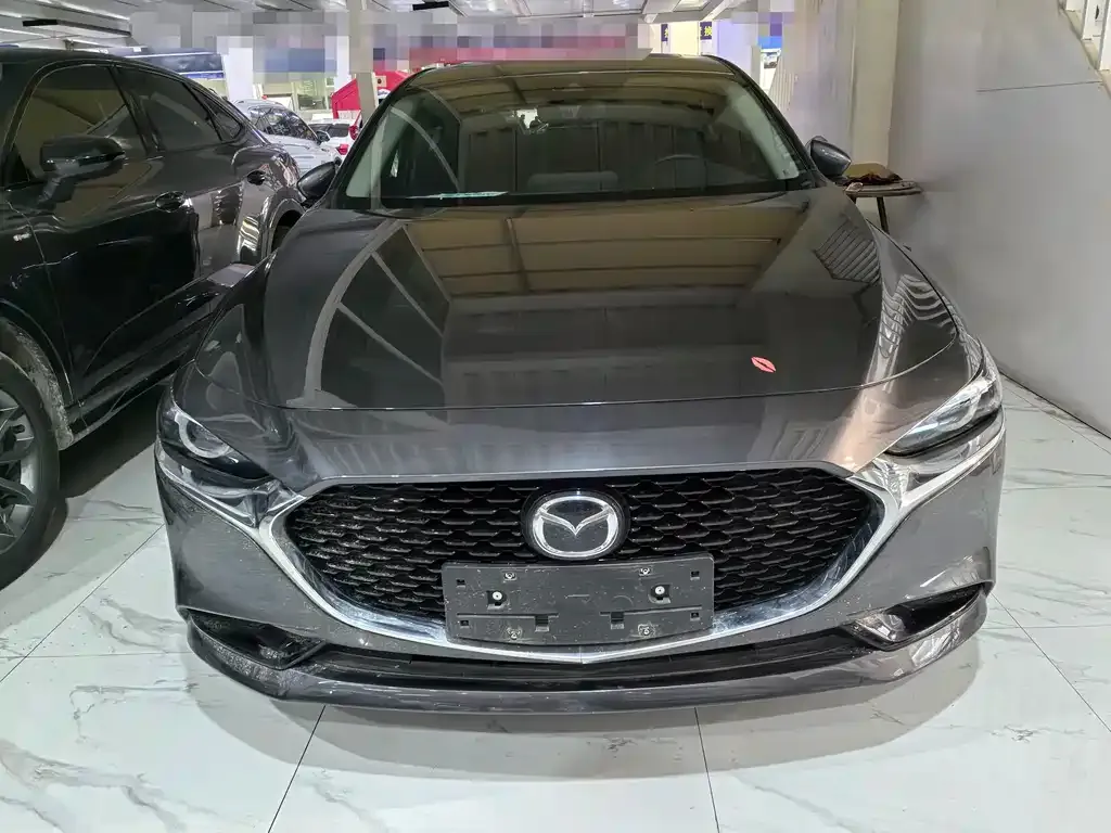 Mazda 3 Axela 2023 из CN, фото 9