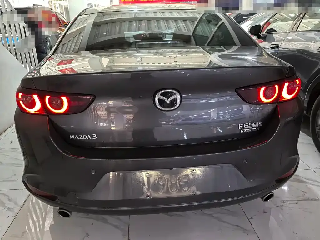 Mazda 3 Axela 2023 из CN, фото 10