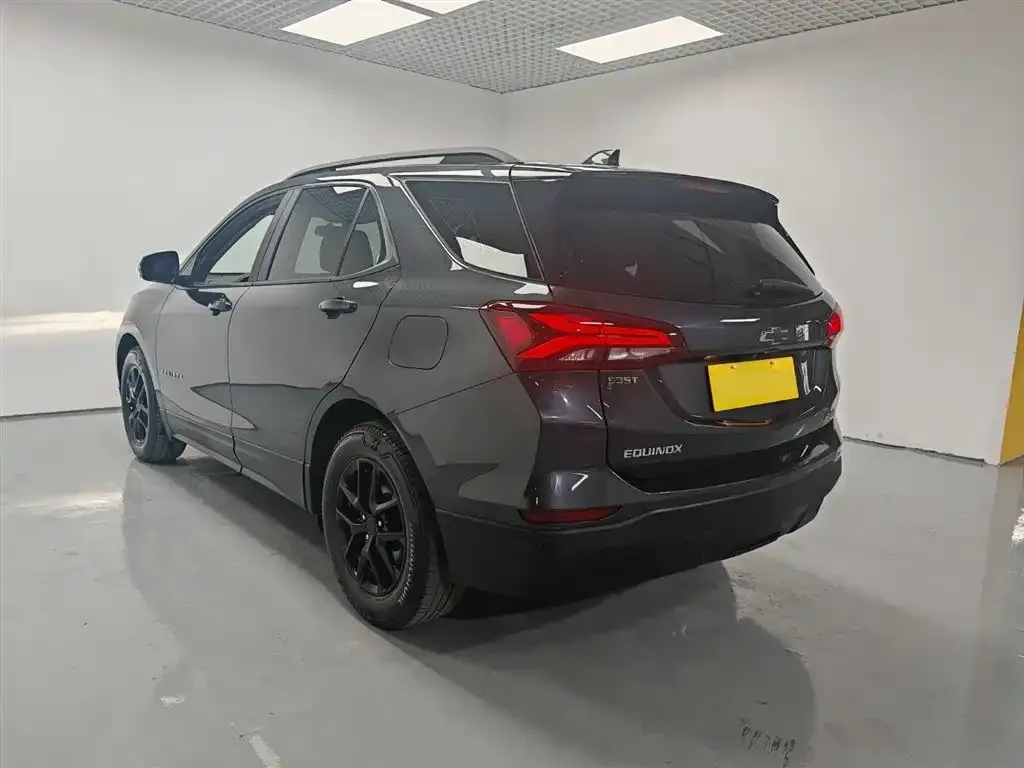 Chevrolet Equinox 2022 из CN, фото 8