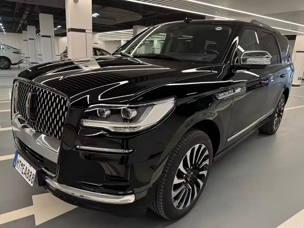 Lincoln Navigator 2024 из CN, фото 1