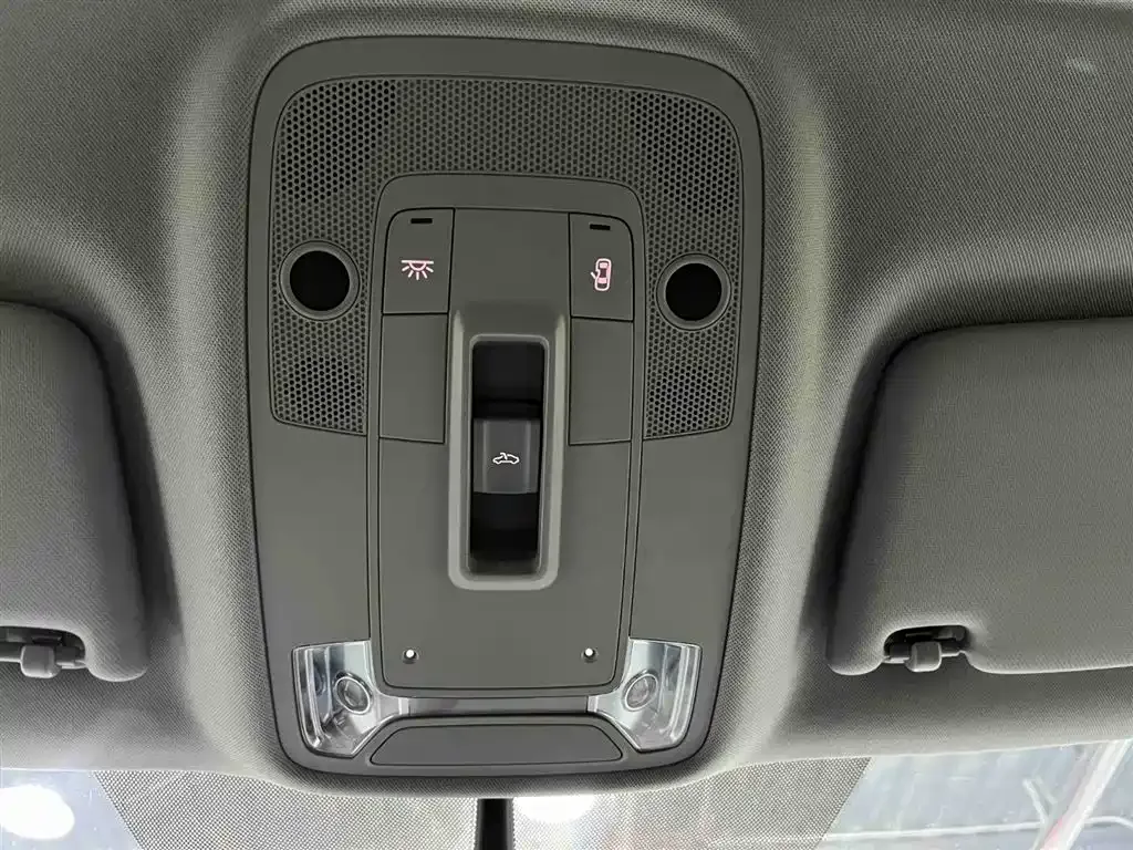 Audi Q2L 2021 из CN, фото 7