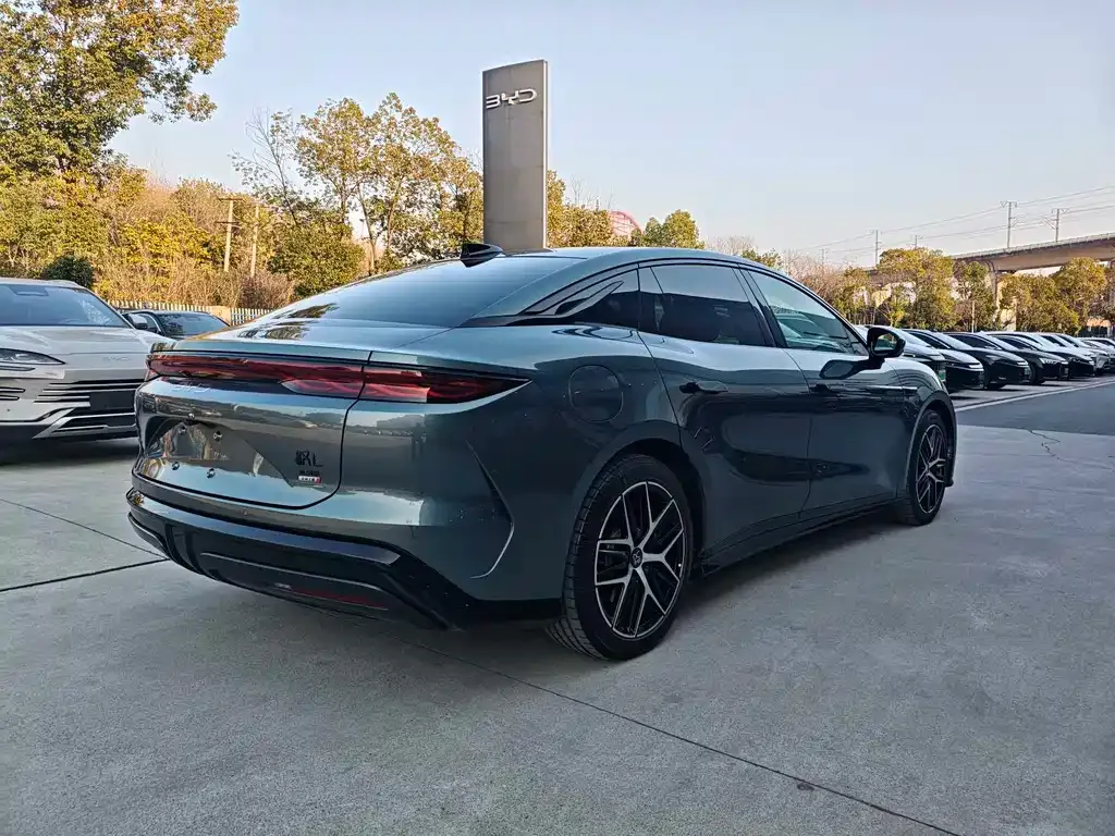 BYD Han L 2025 из CN, фото 7