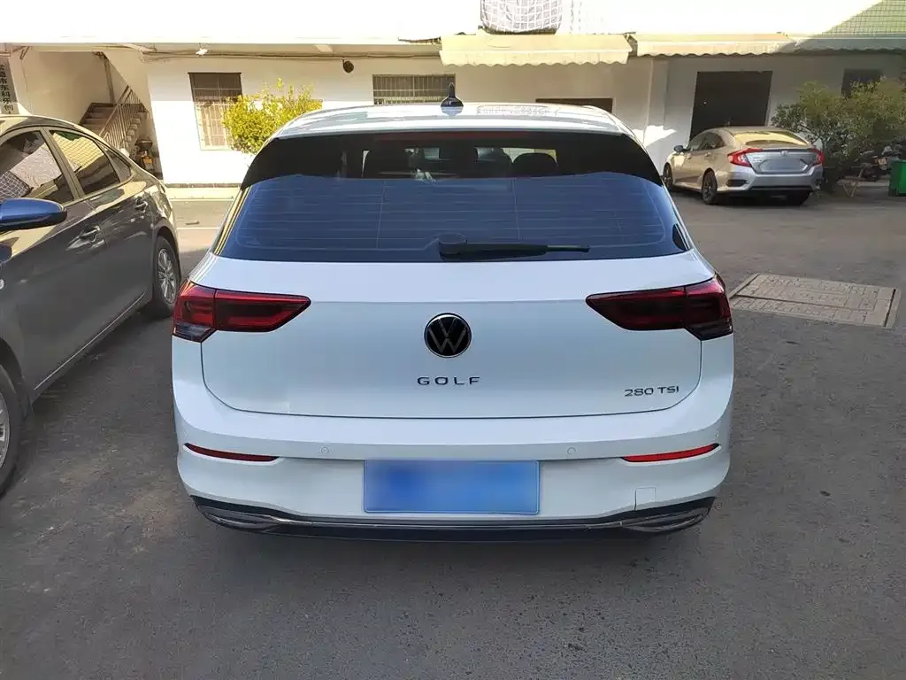 Volkswagen Golf 2021 из CN, фото 8