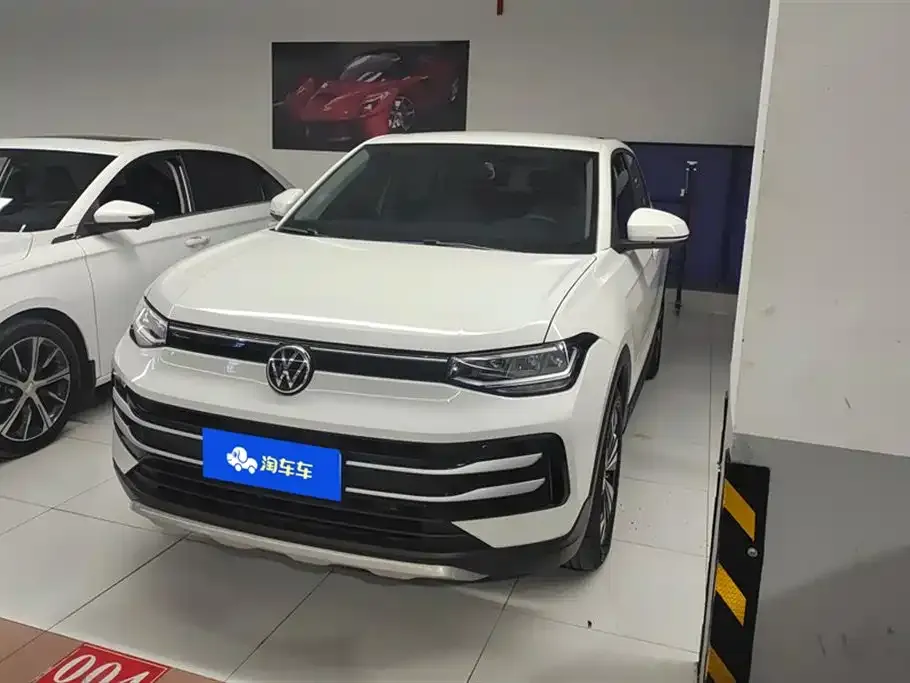 Volkswagen Tharu — фото 1