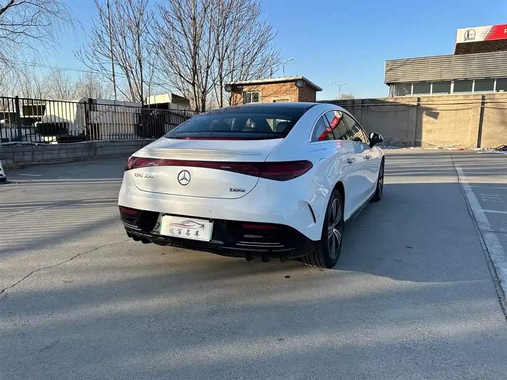 Mercedes-Benz EQE 2024 из CN, фото 8