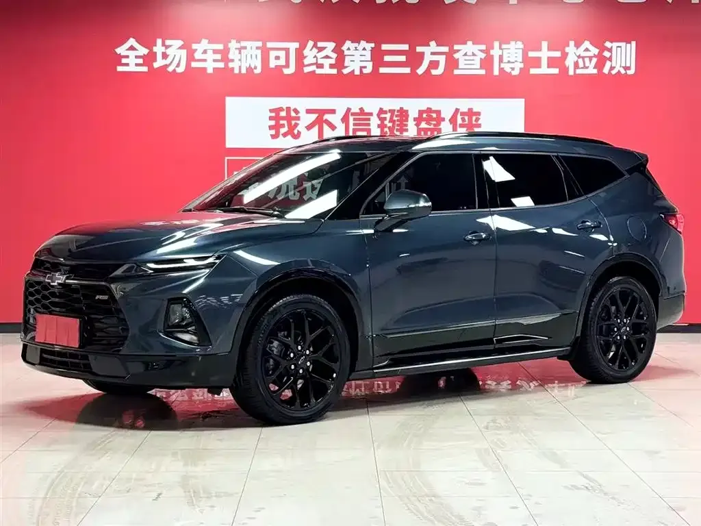 Chevrolet Blazer 2023 из CN, фото 1