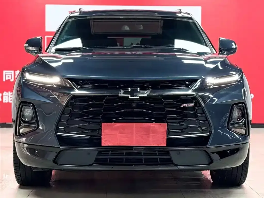 Chevrolet Blazer 2023 из CN, фото 2