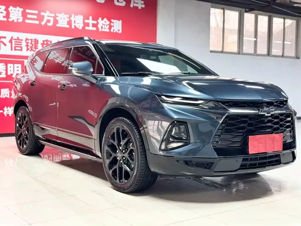 Chevrolet Blazer 2023 из CN, фото 3