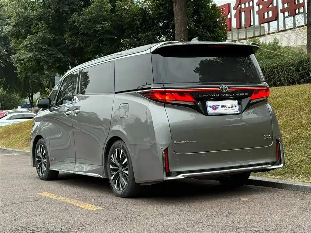 Toyota Vellfire 2024 из CN, фото 9