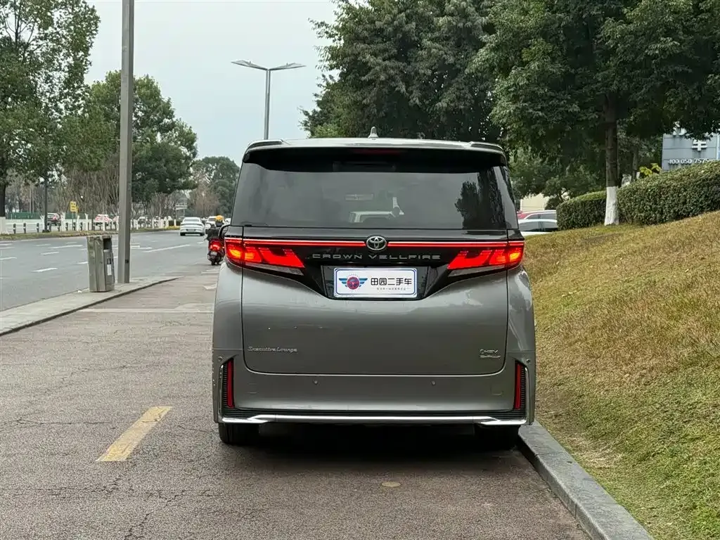 Toyota Vellfire 2024 из CN, фото 7