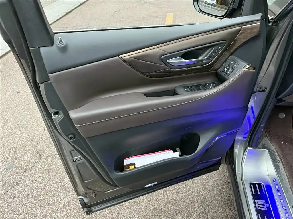 Toyota Vellfire 2024 из CN, фото 10