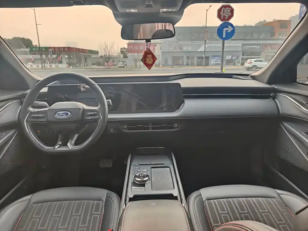 Ford Mondeo 2024 из CN, фото 3