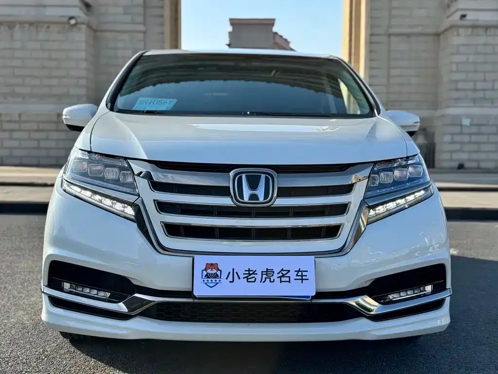 Honda Elysion 2021 из CN, фото 5