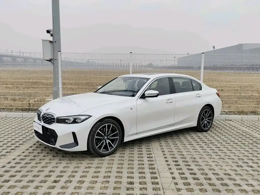 BMW 3 Series 2025 из CN, фото 1