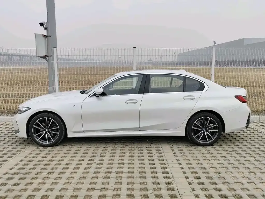 BMW 3 Series 2025 из CN, фото 10