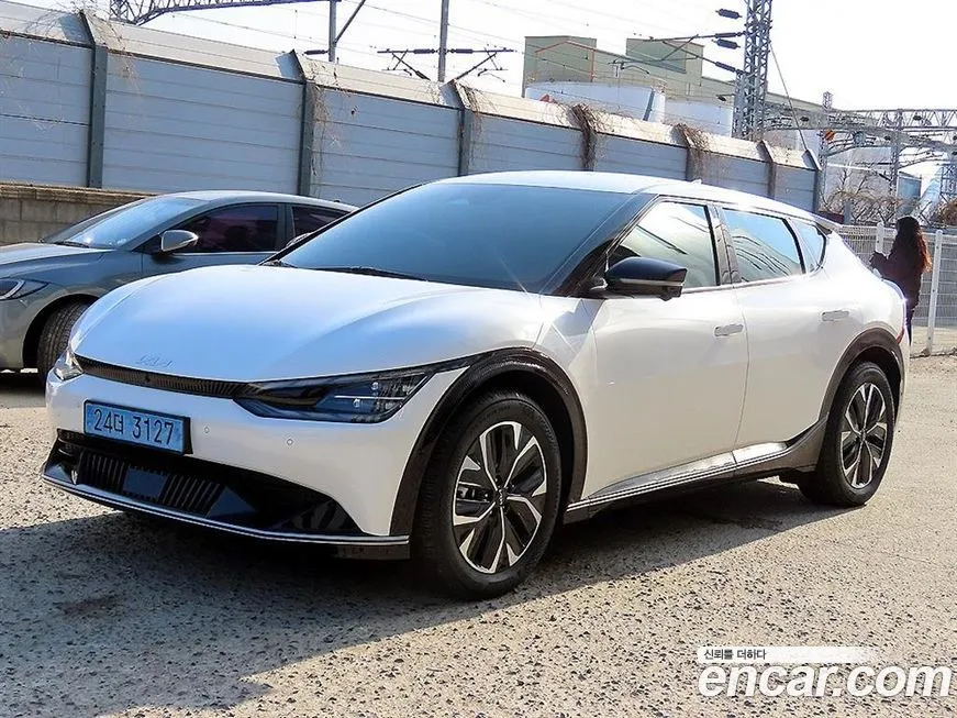 Kia EV6 — фото 4