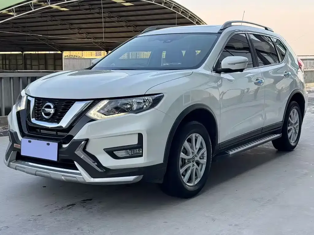 Nissan X-Trail 2021 из CN, фото 1