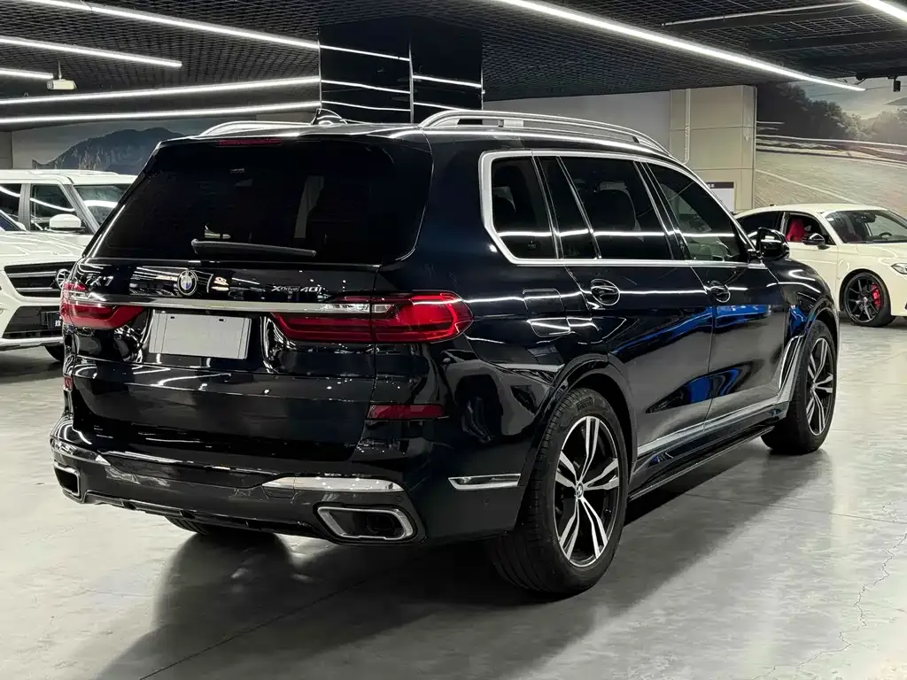 BMW X7 2021 из CN, фото 2