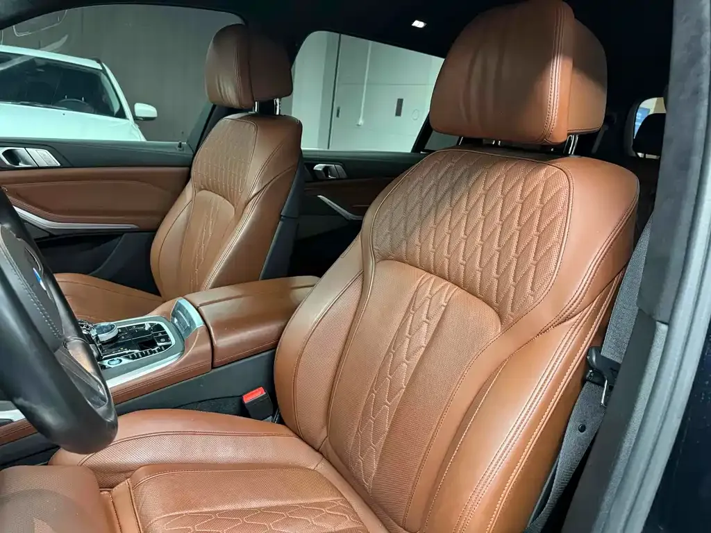 BMW X7 2021 из CN, фото 6