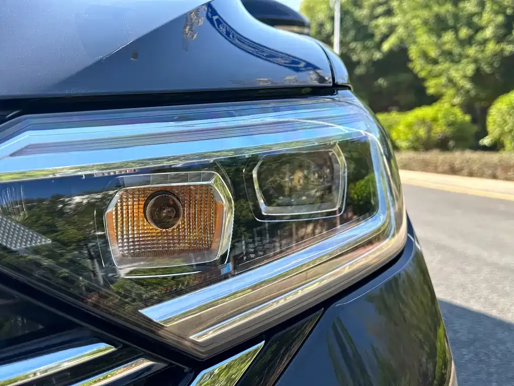 Volkswagen Sagitar 2022 из CN, фото 10