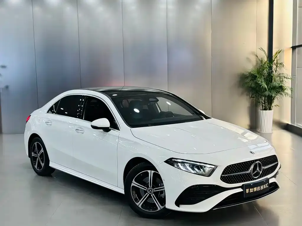 Mercedes-Benz A-Class 2024 из CN, фото 4