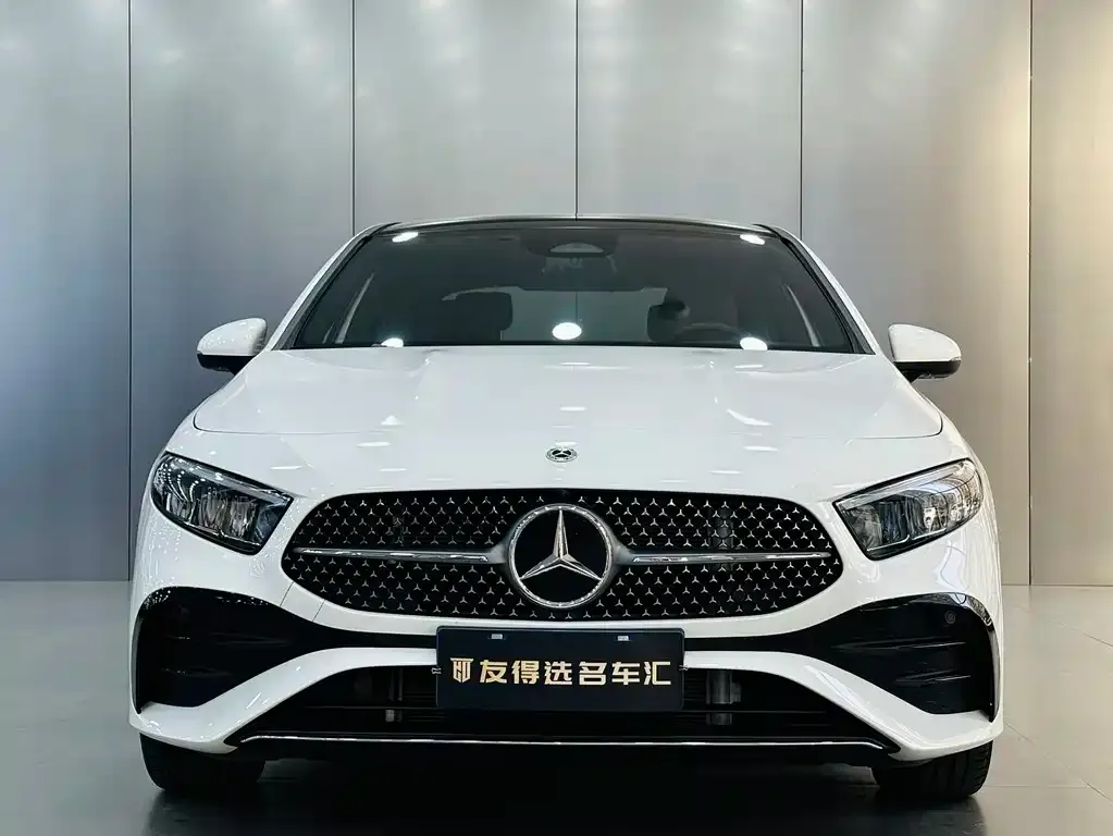 Mercedes-Benz A-Class 2024 из CN, фото 3