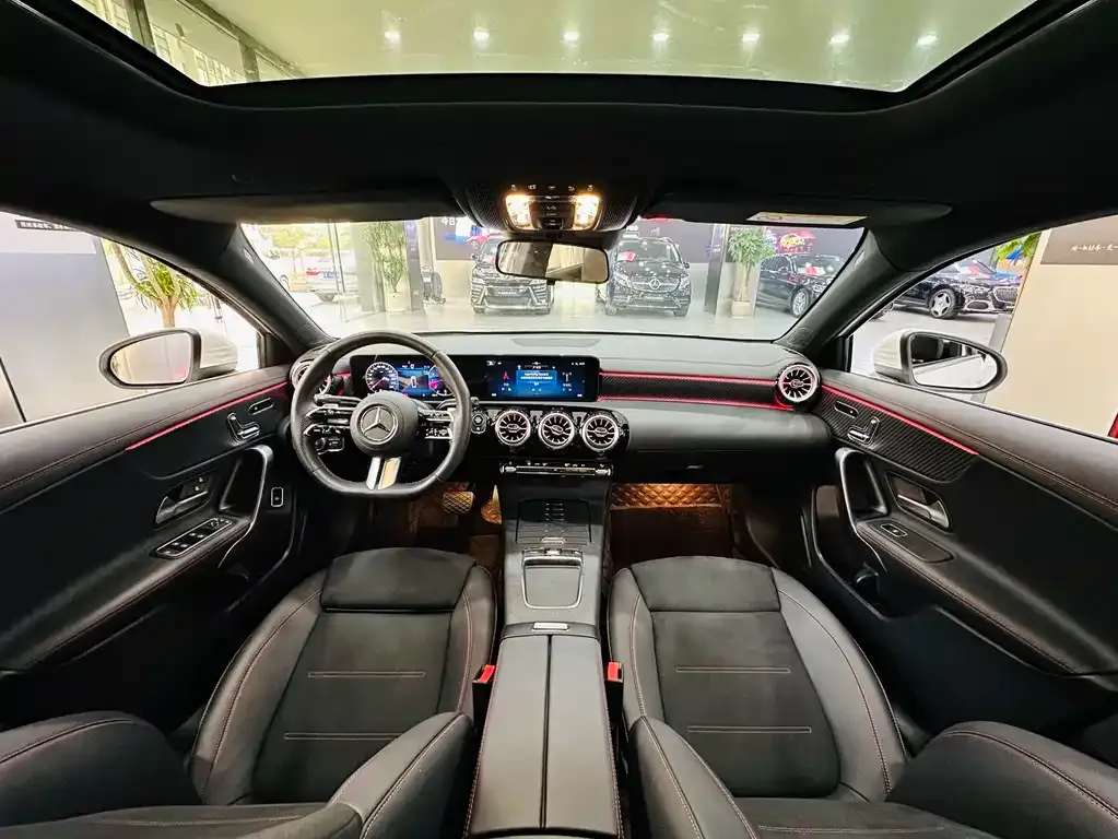 Mercedes-Benz A-Class 2024 из CN, фото 7