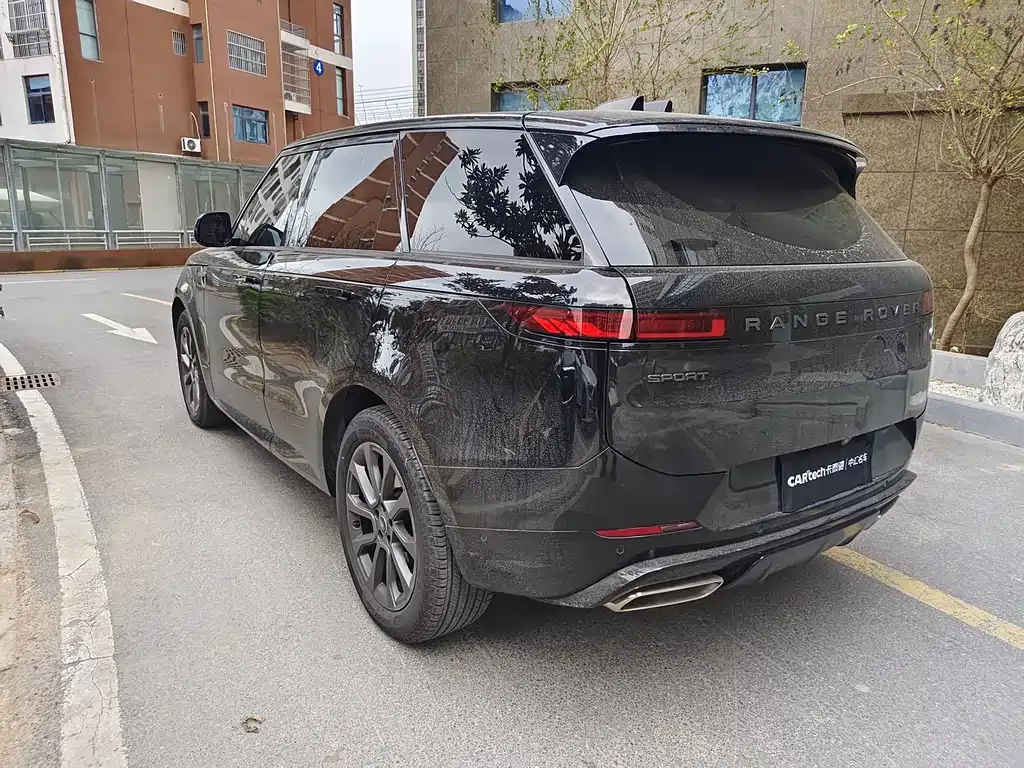 Land Rover Sport 2024 из CN, фото 3
