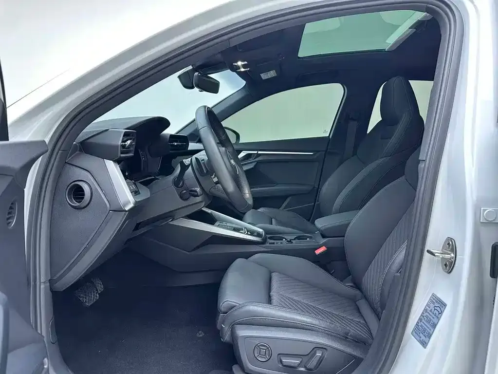 Audi A3 2021 из CN, фото 10