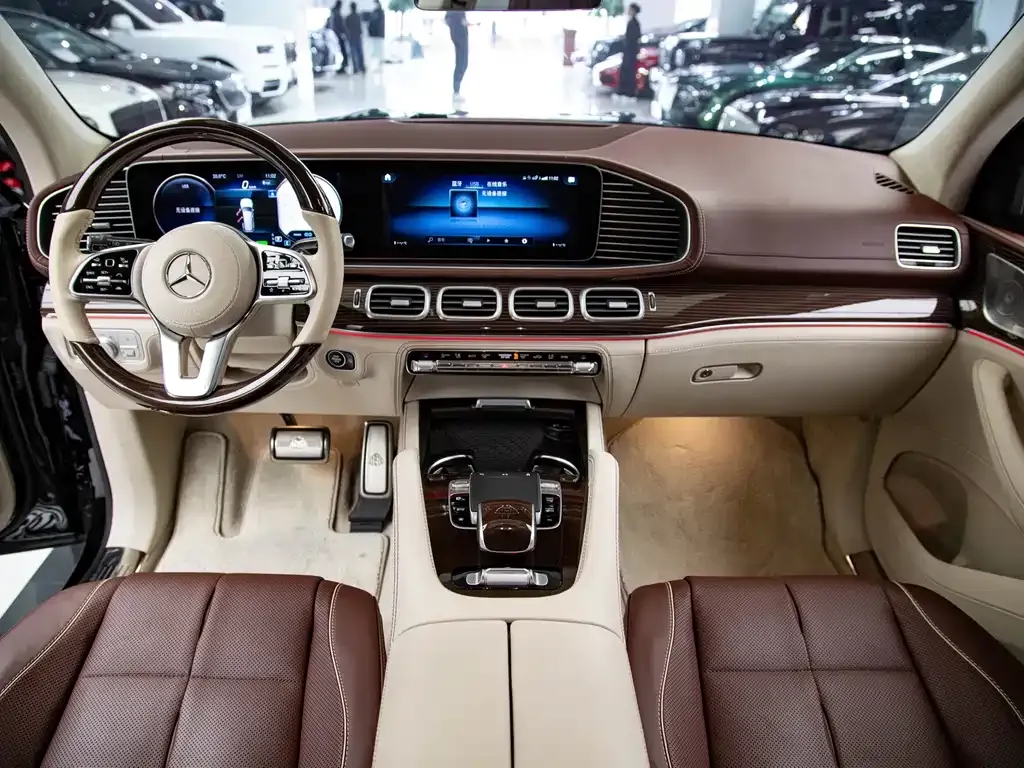 Mercedes-Benz GLS 2023 из CN, фото 8