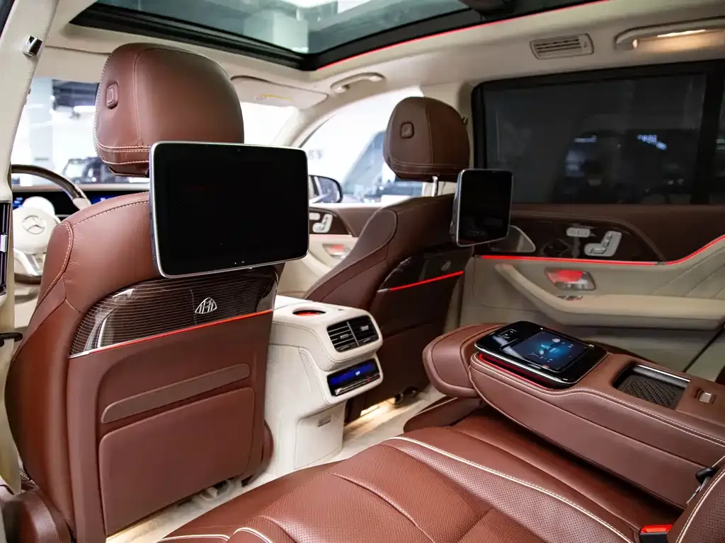 Mercedes-Benz GLS 2023 из CN, фото 7