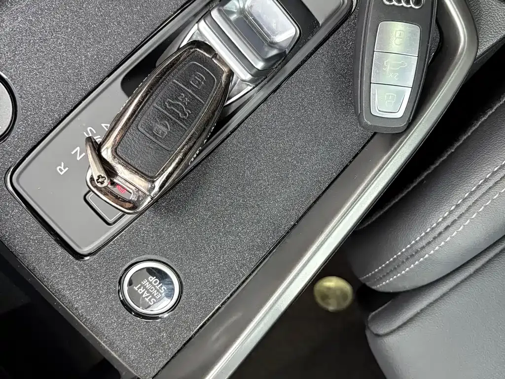 Audi A3 2021 из CN, фото 10