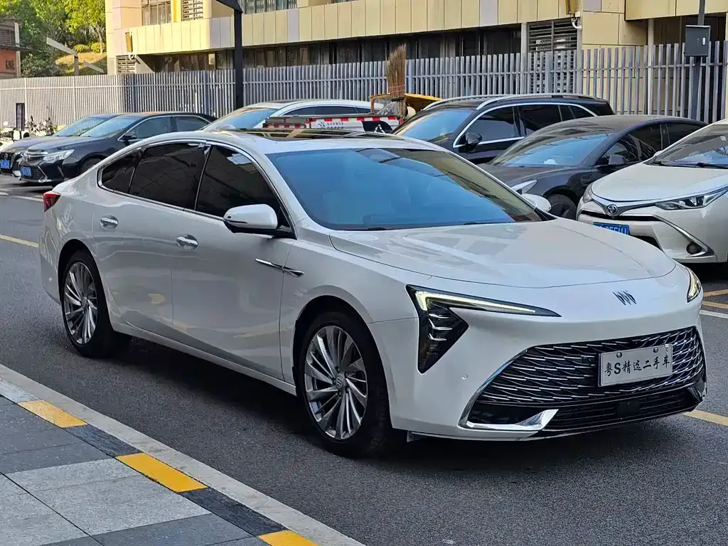 Buick LaCrosse 2024 из CN, фото 3