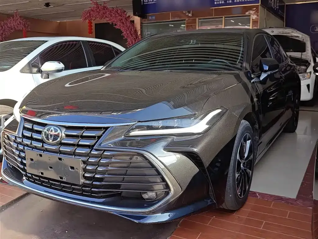 Toyota Avalon 2024 из CN, фото 1